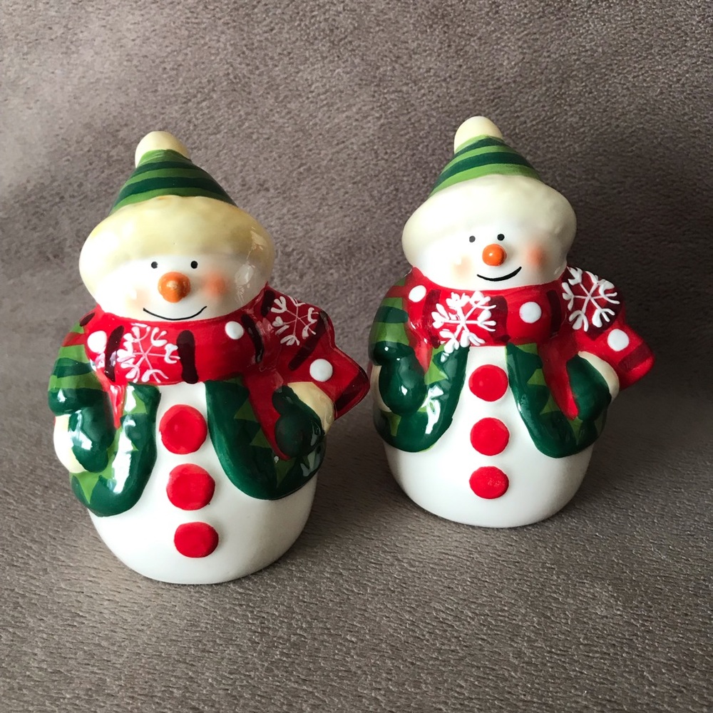 Vintage Snowman Mr. and Mrs. Salt & Pepper Shakers (New!)